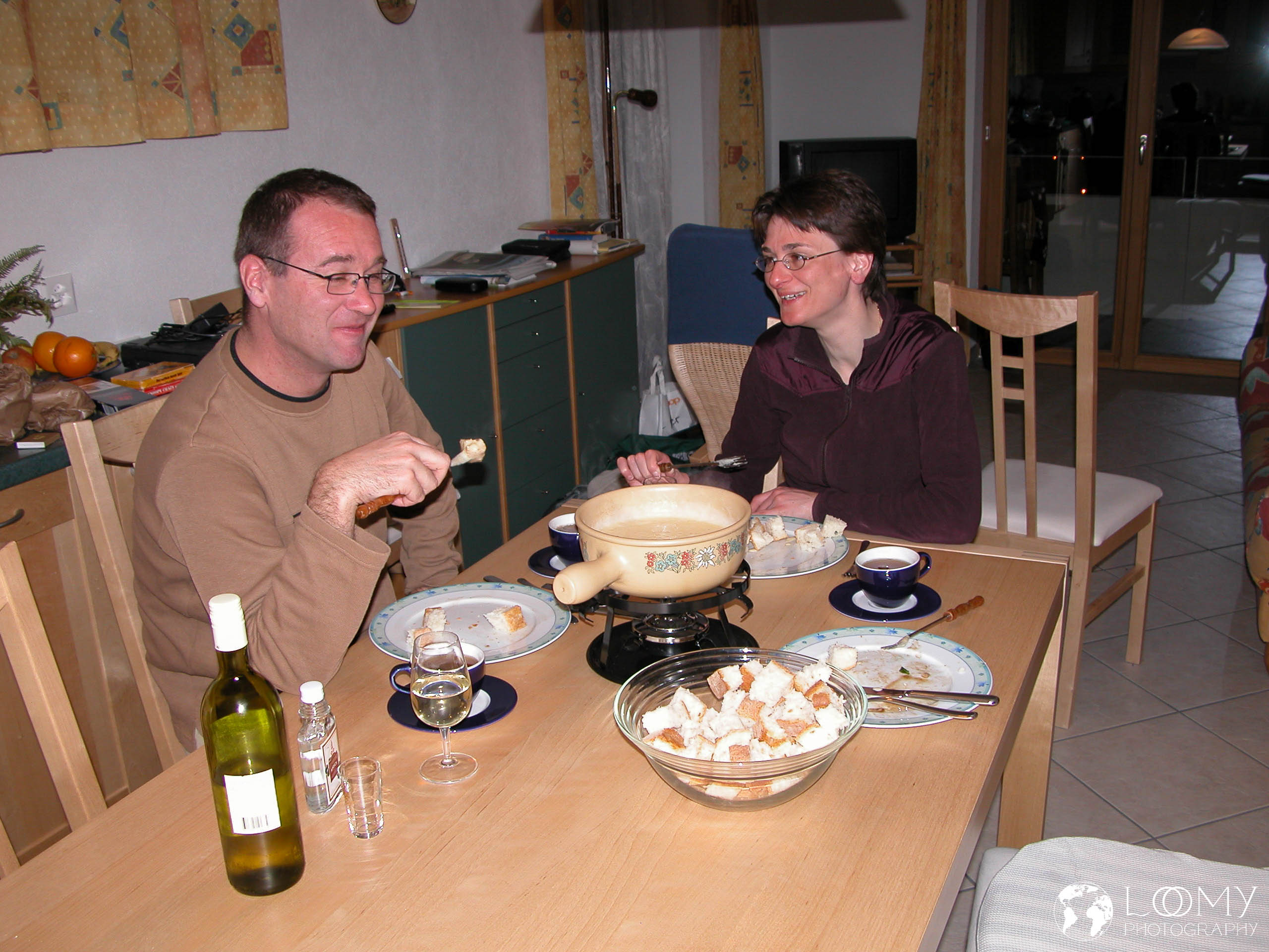 Christoph und Sandra geniessen das Fondue