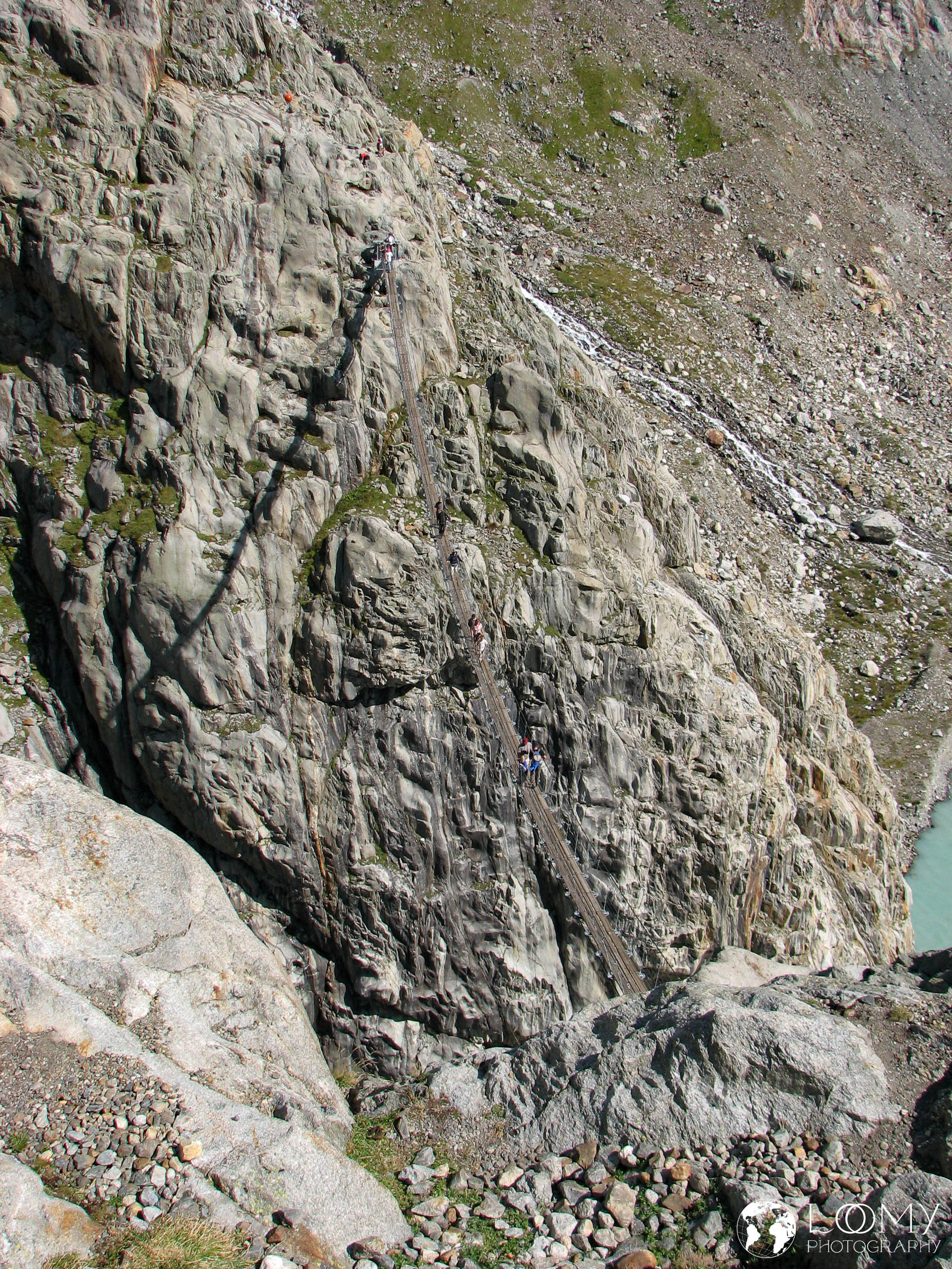 Hängeseilbrücke (102m lang)