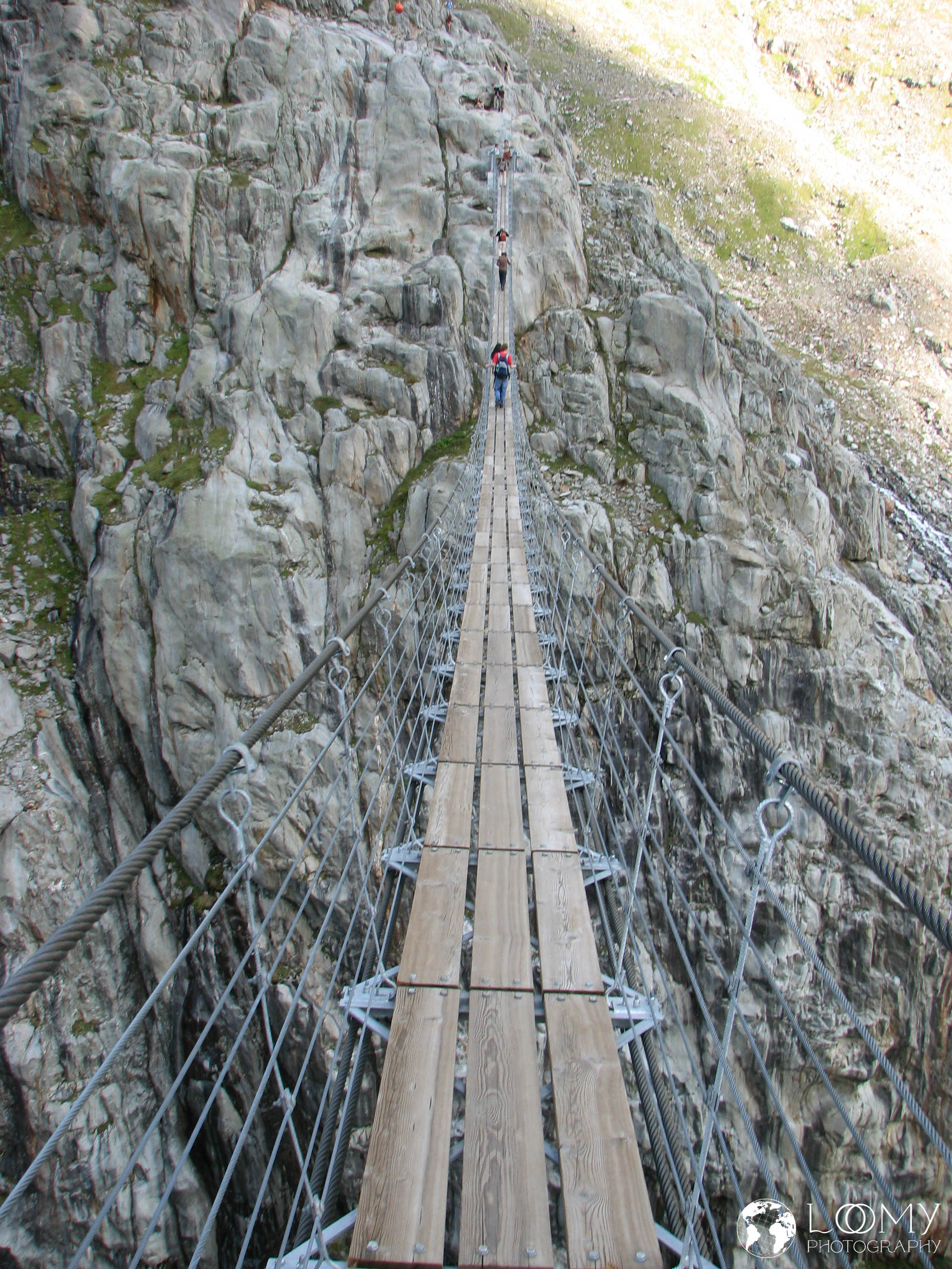 Hängeseilbrücke (102m lang)