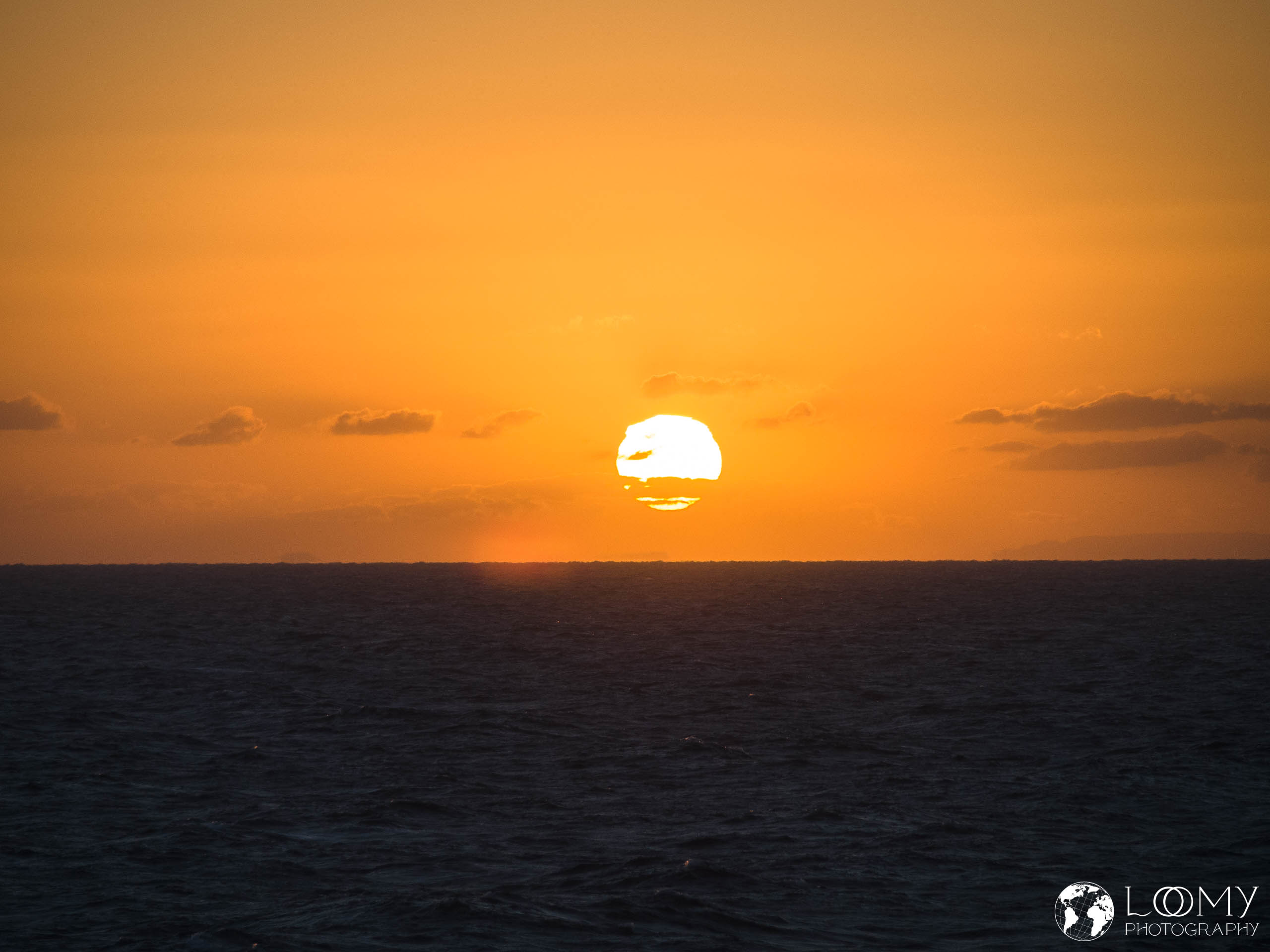 Sonnenuntergang auf offener See