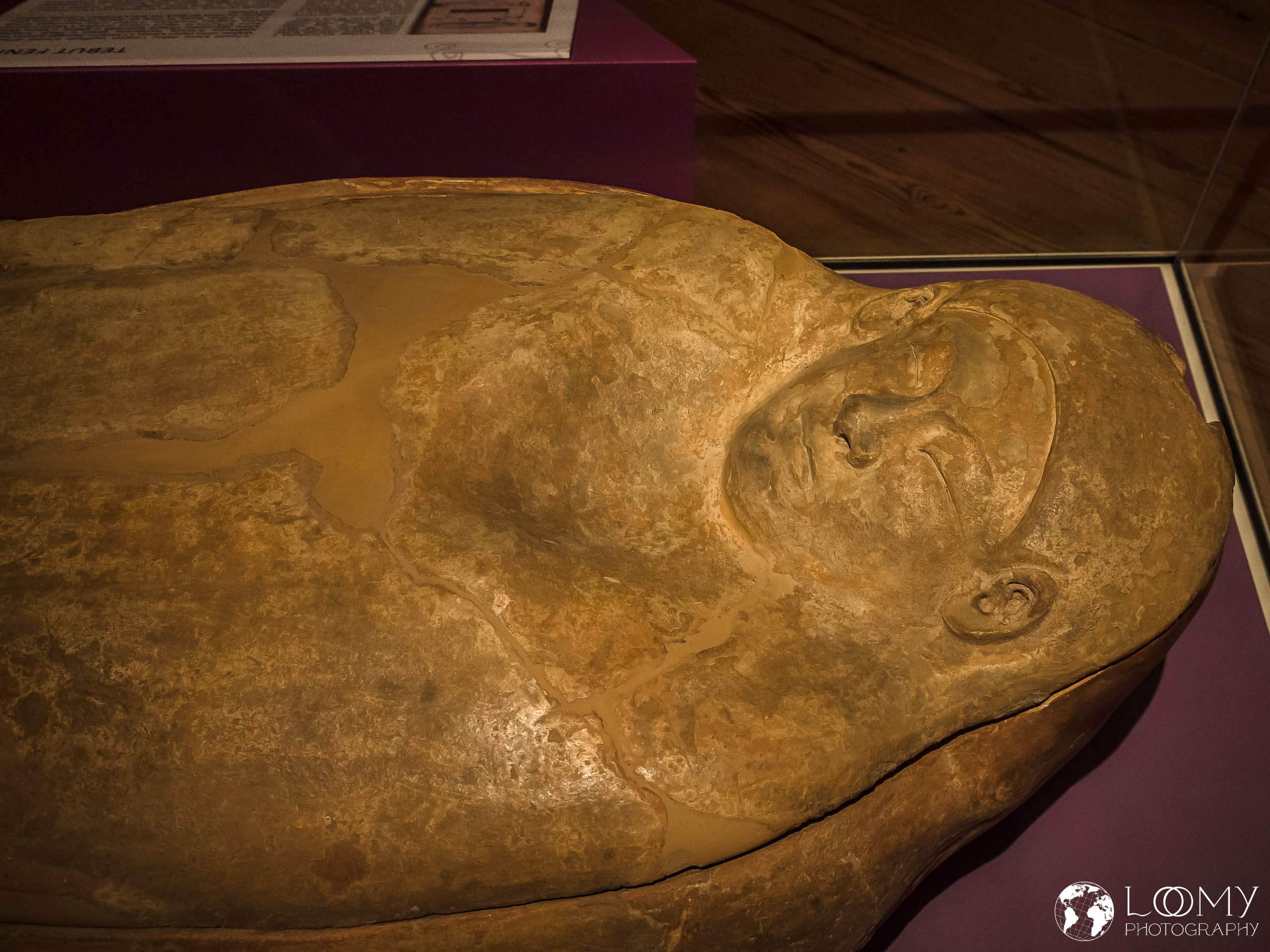 Terracotta Sarkophag, 6.Jh v.Chr