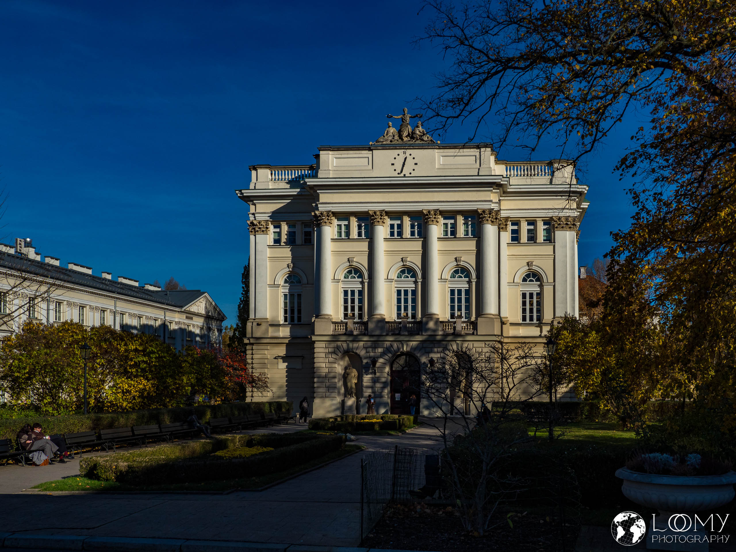 Bibliothek