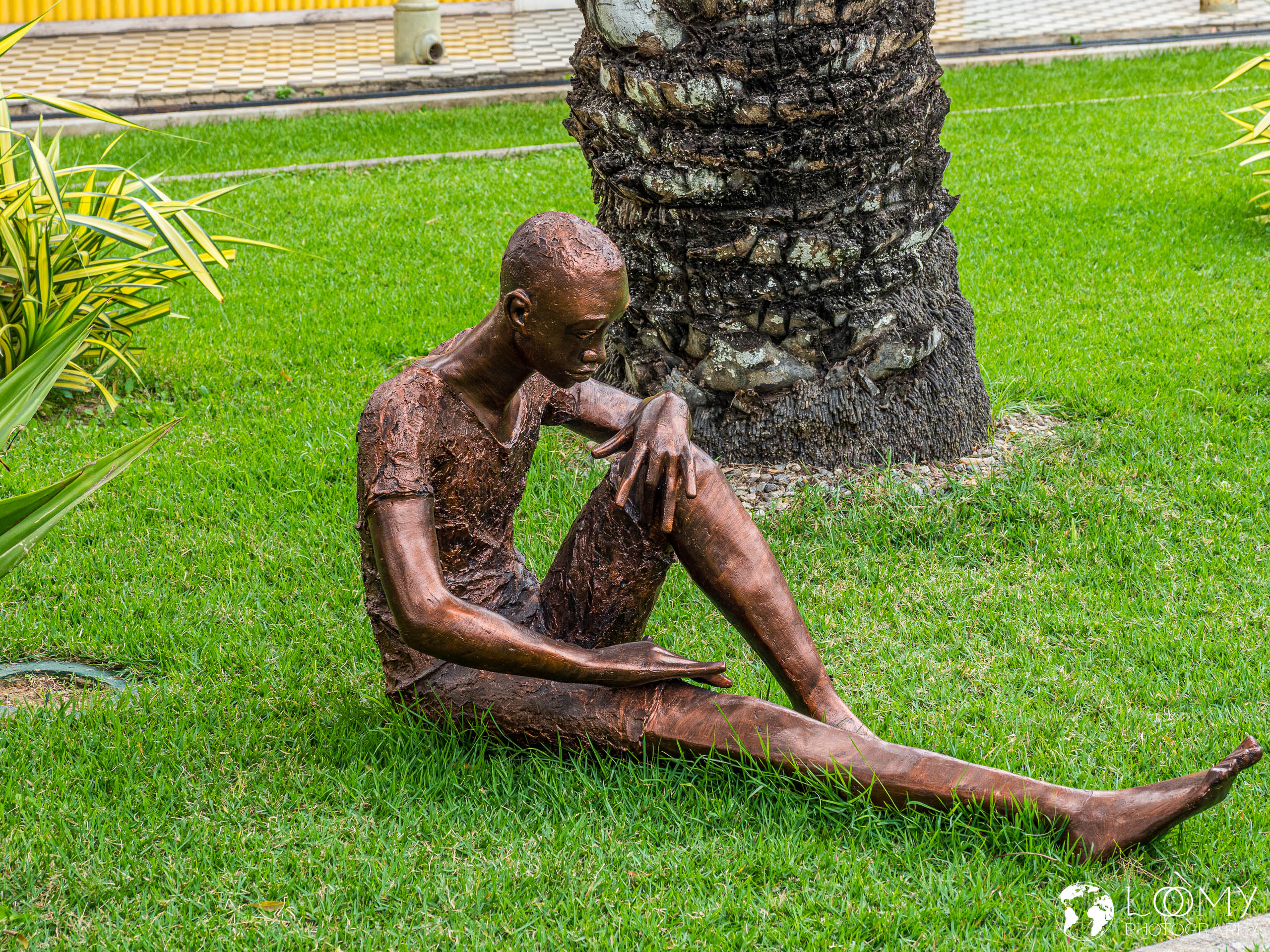 Figuren im Garten des Eisenpalasts